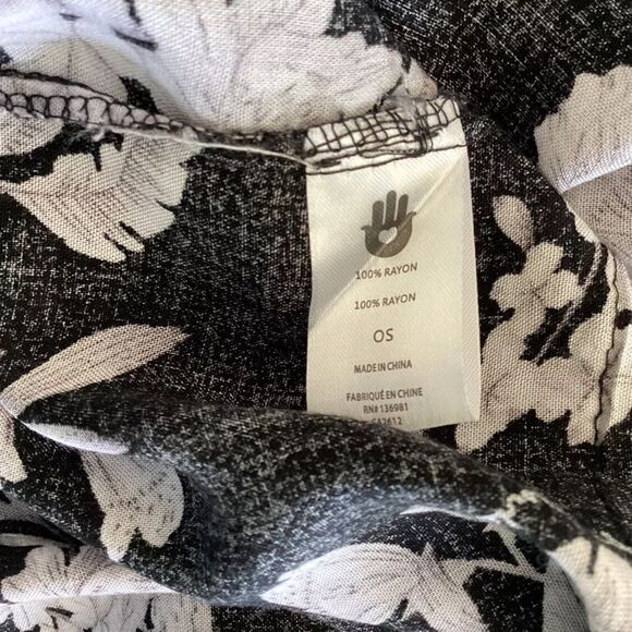 Spiritual Gangster Maya Kimono One Size Floral Robe - Picture 8 of 11